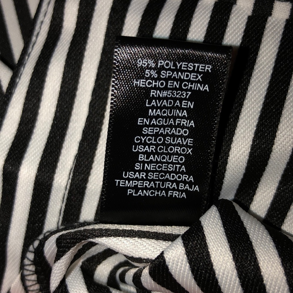 Black & White Striped Button Down Dress - Picture 6 of 8